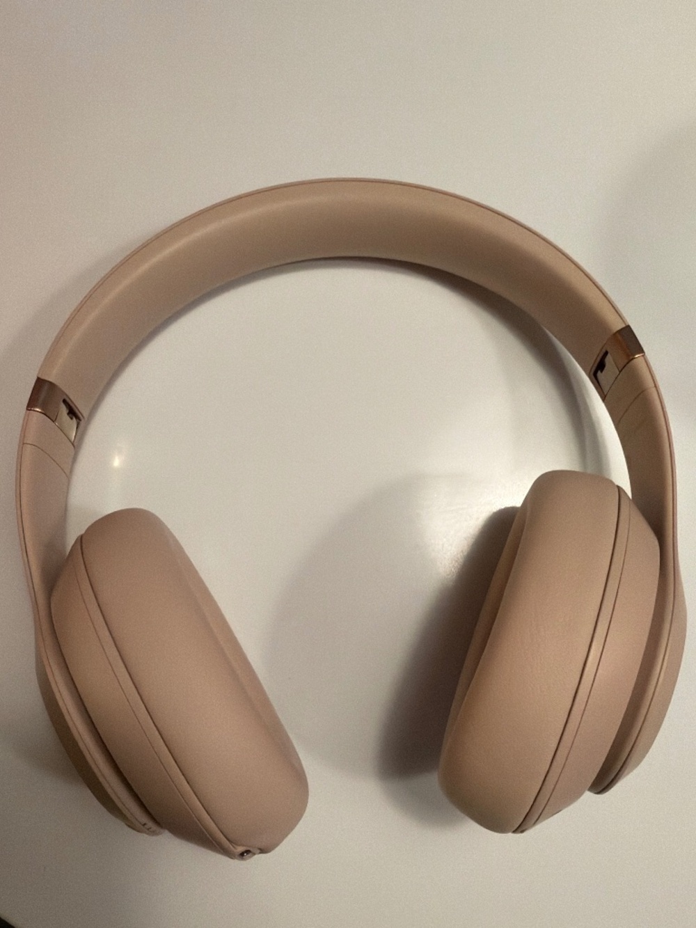 Beats Studio Pro x Kim Kardashian